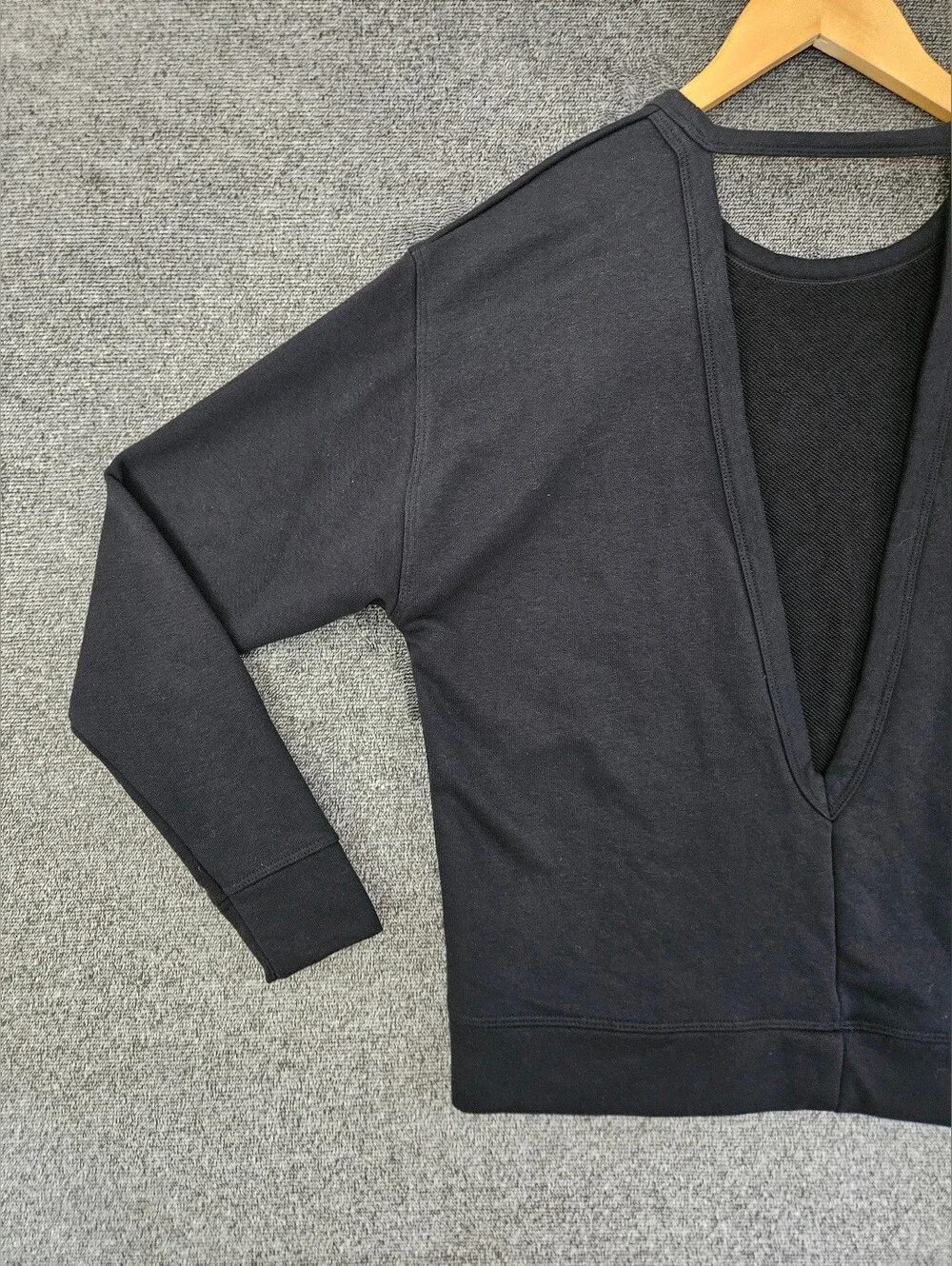 NWT Nike Dri-FIT Versa Open Back Sweatshirt Coquette Balletcore Athletic Size S